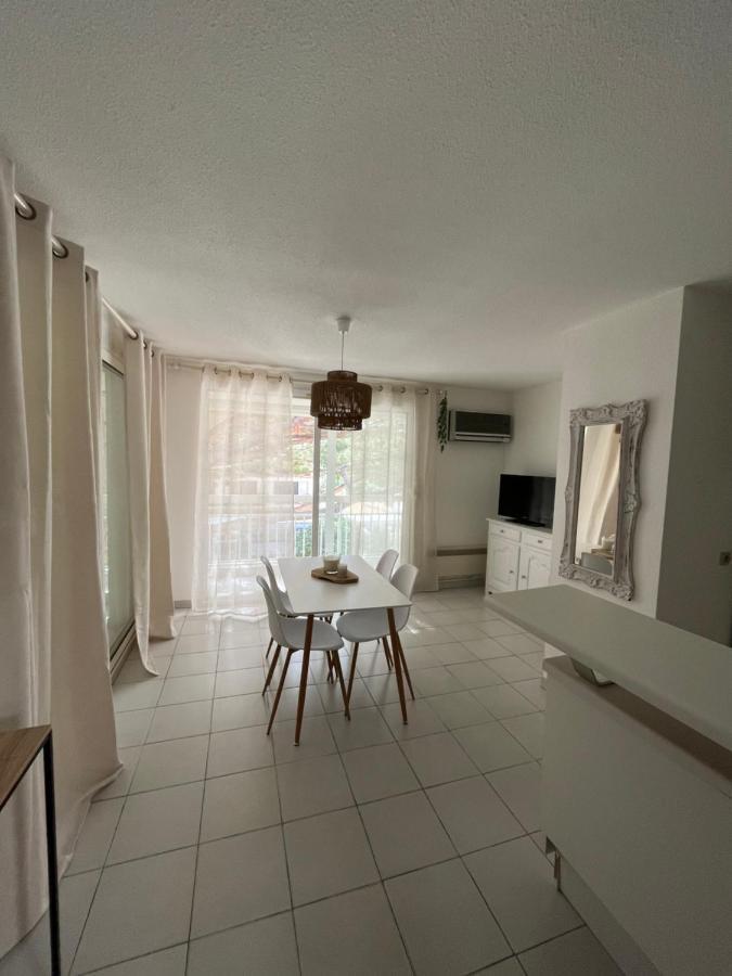 Superbe Appartement Cosy Vue Mer Pieds Dans L'Eau Cavalaire-sur-Mer Exterior photo